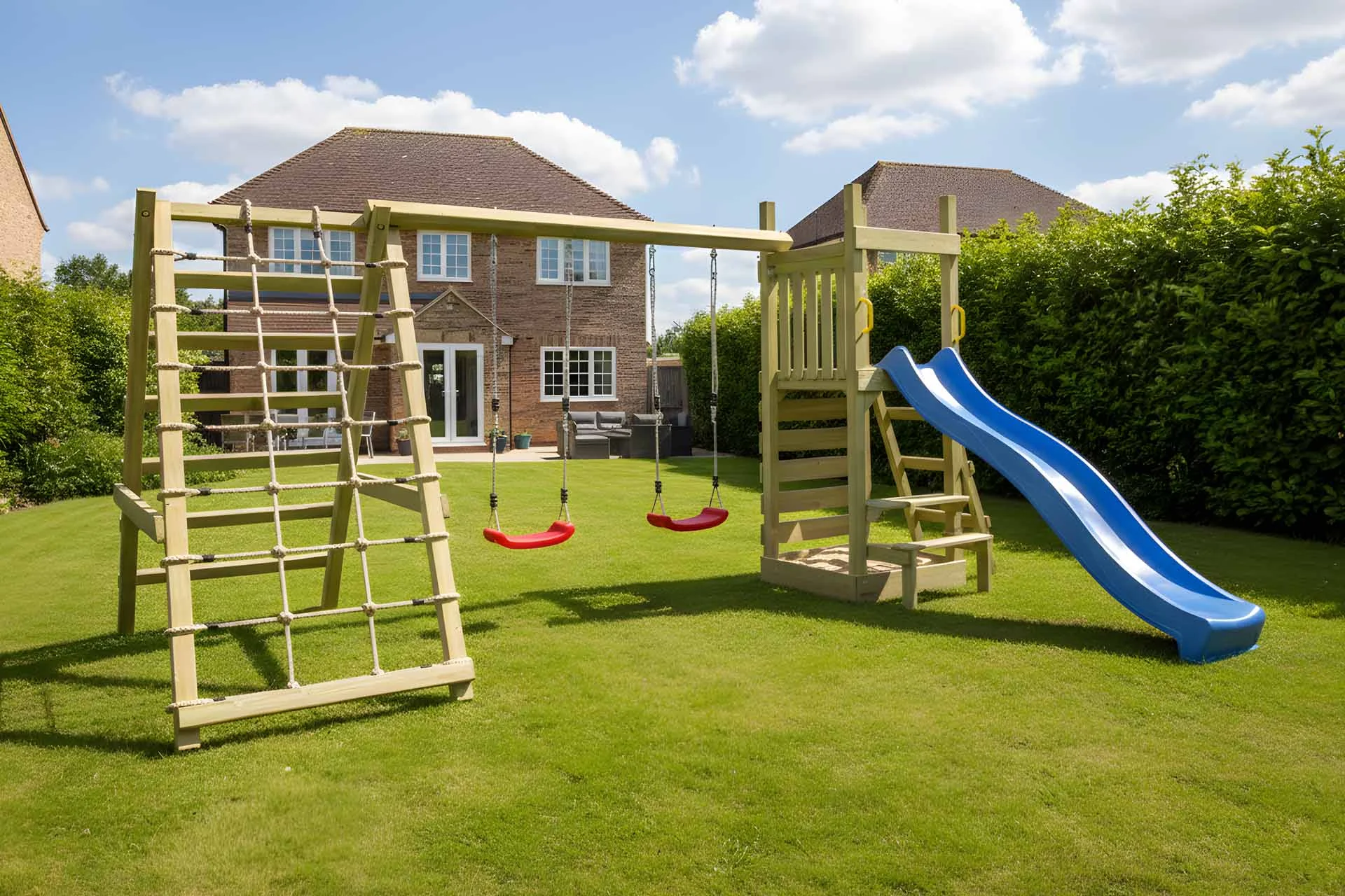 Kinderspielturm-Picco-Pro-wb-3