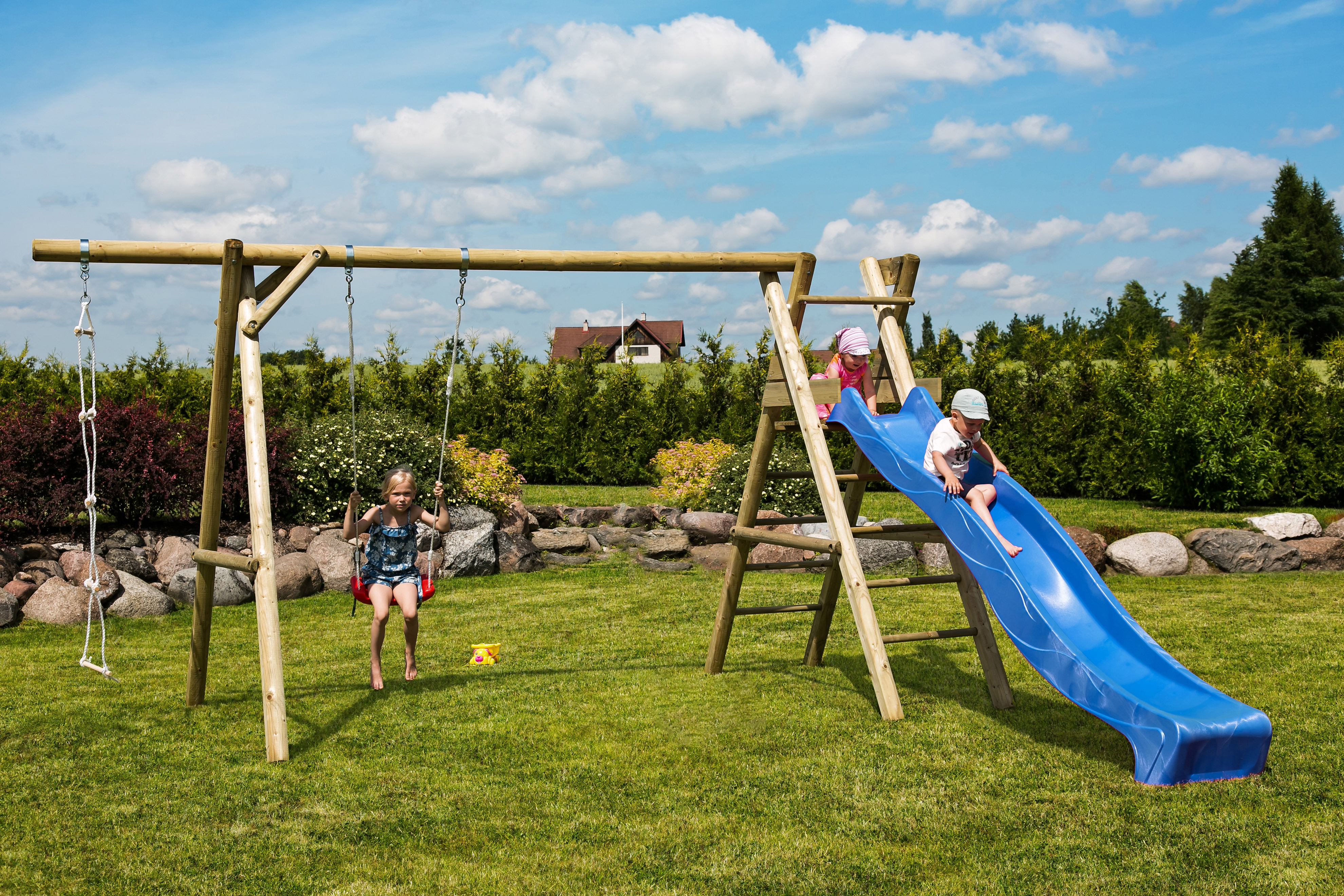 Kinderschuakel Henry blaue Rutsche 
