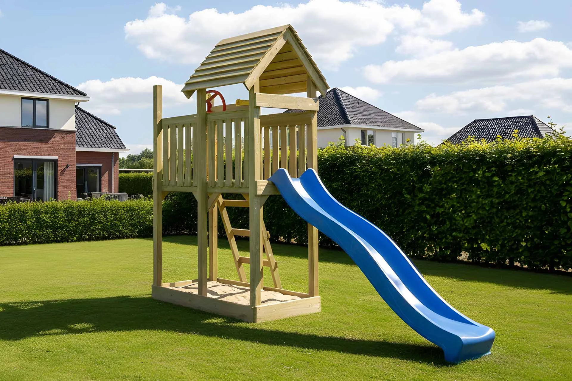 Kinderspielturm-Lunoo-wb-1