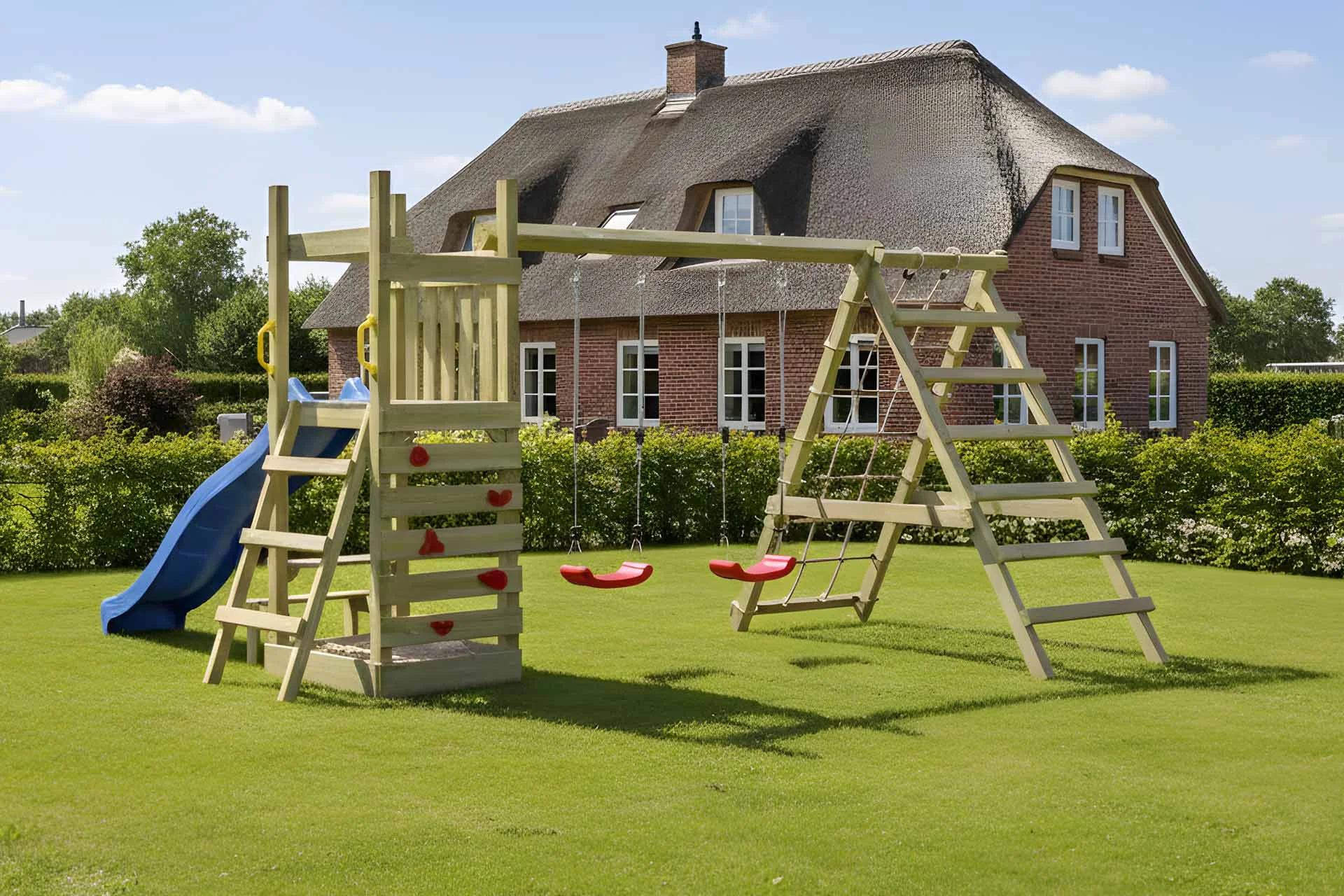 Kinderspielturm-Picco-Pro-wb-2